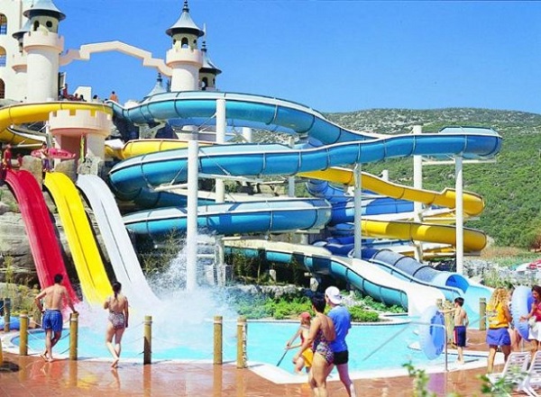 Aqua Fantasy Aguapark & Resort HV-1